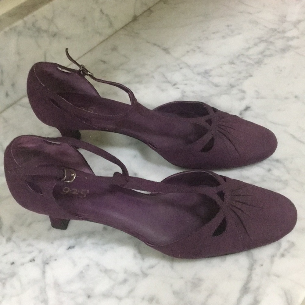 Shoes - Picture 2 of 2